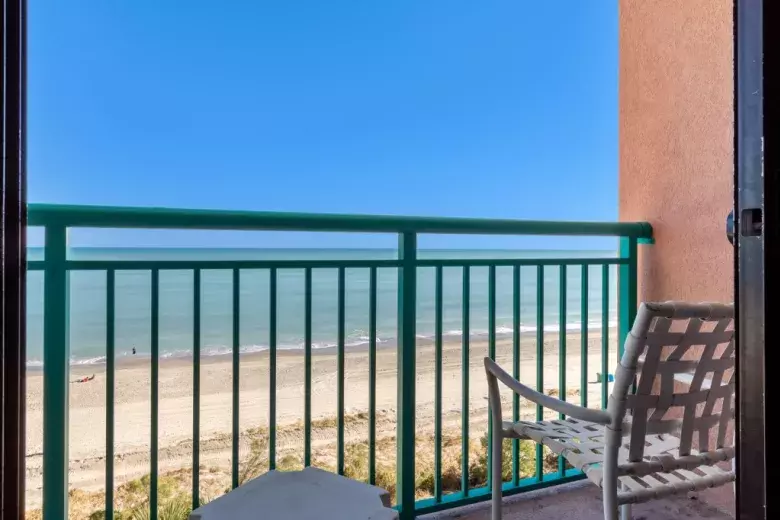 Balcony Photo 4