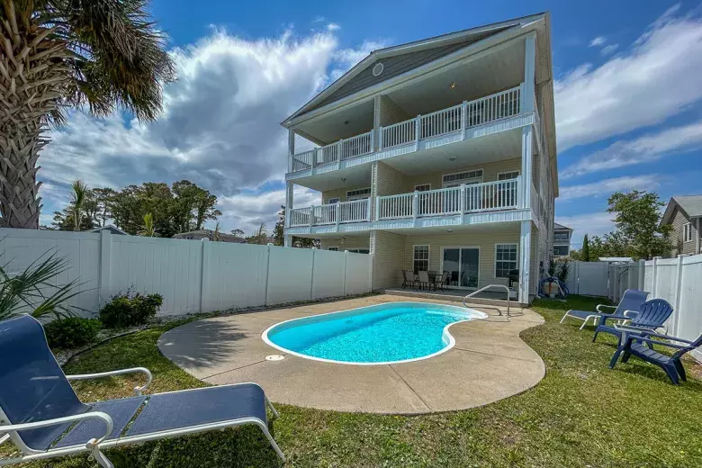 Seaside Vacations Photo 2