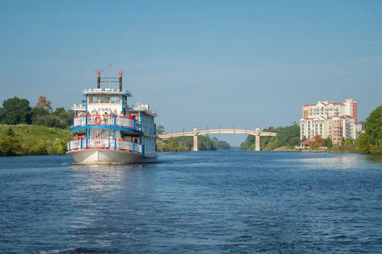 Barefoot Queen Riverboat Photo
