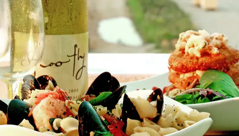 The Wicked Tuna at 2nd Avenue Pier Photo 5