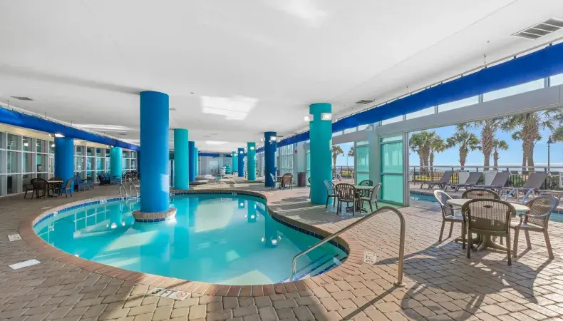Indoor pool area Photo 11