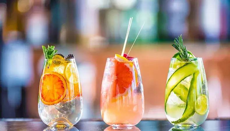 Beach Discount Beverages Photo