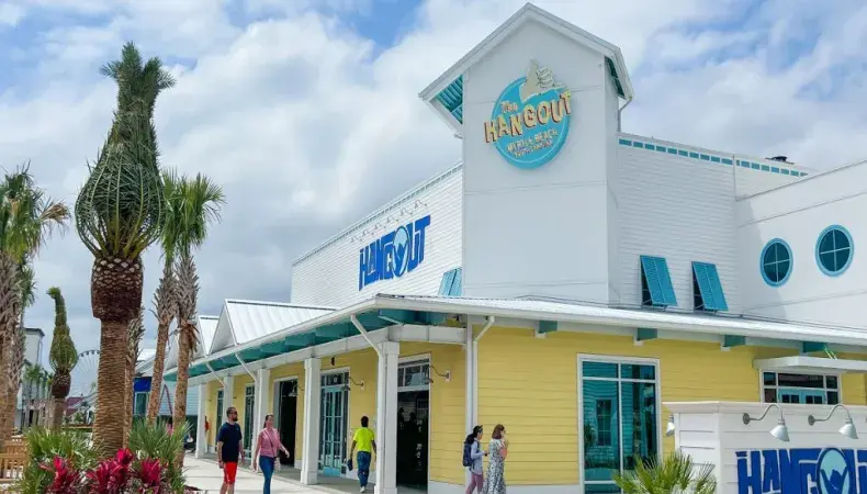 Broadway at the Beach Photo 4