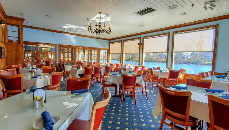 Chestnut Hill Restaurant Photo