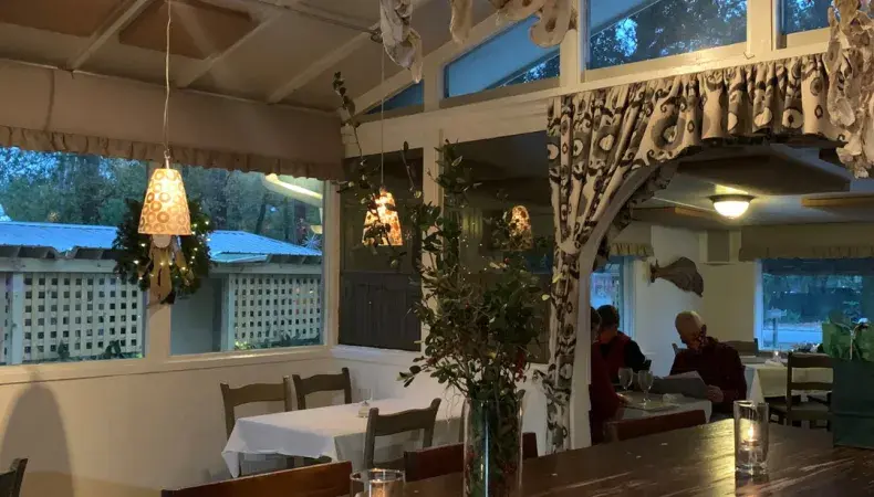 Chive Blossom Restaurant and Bar Photo