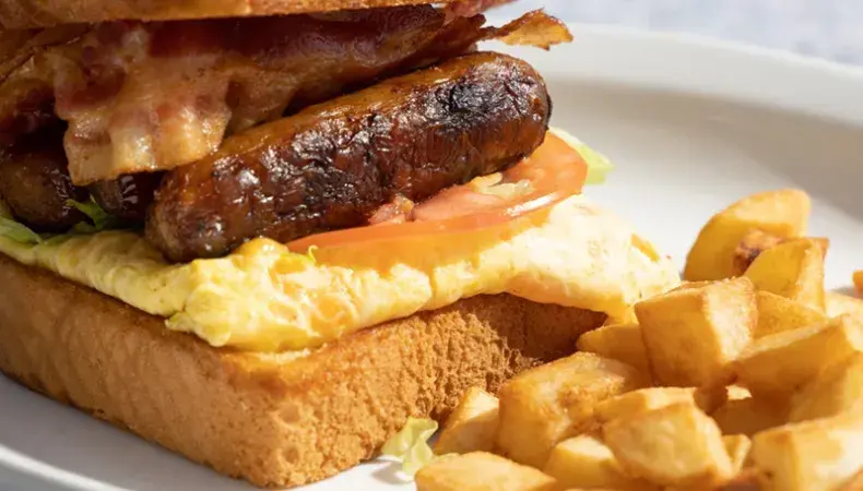 Beachfront Kitchen & Bar Photo