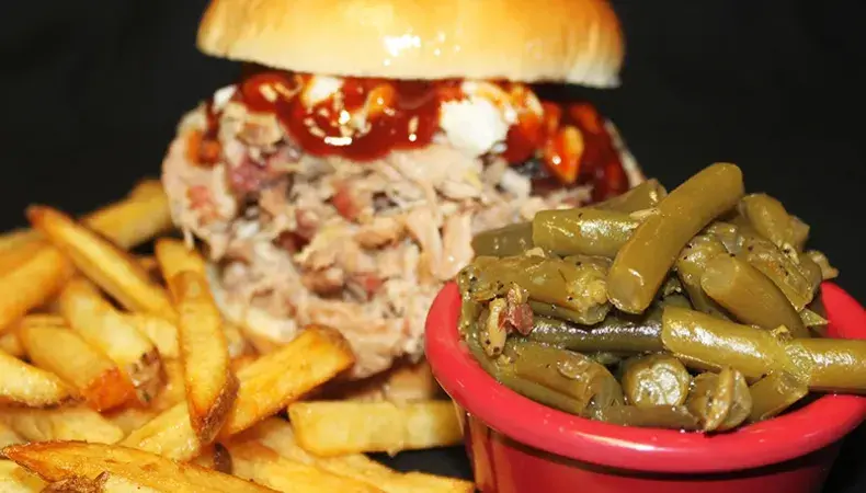 BAR-B-QUE HOUSE Surfside Beach Photo 2