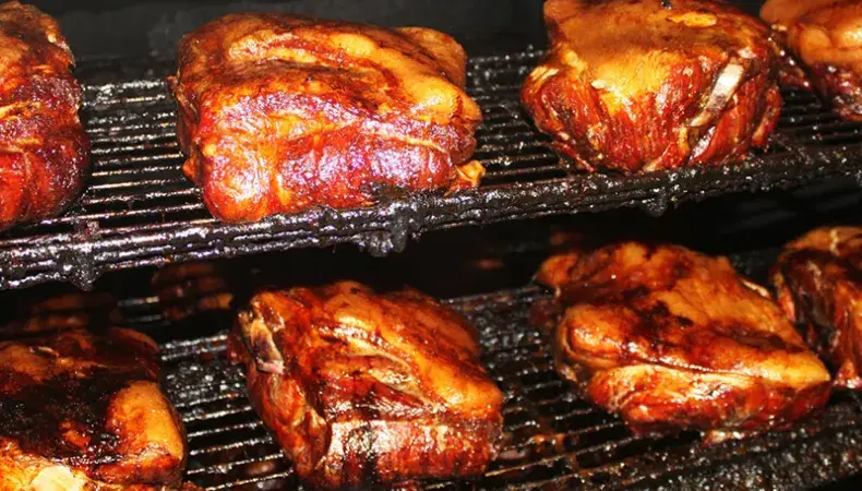 BAR-B-QUE HOUSE Surfside Beach Photo 3