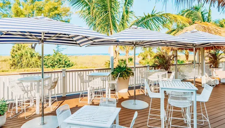 Coconut Charlie's Beach Bar & Grill Photo