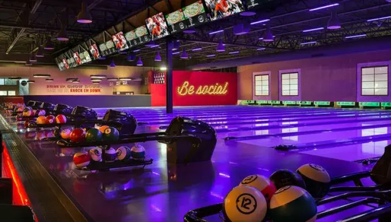 810 Billiards & Bowling in Myrtle Beach Photo