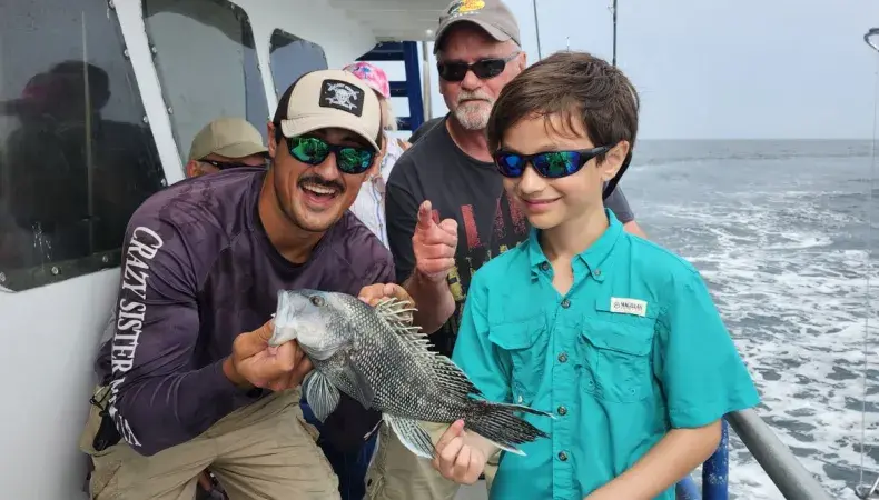 Crazy Sister Marina & Fishing Photo 9