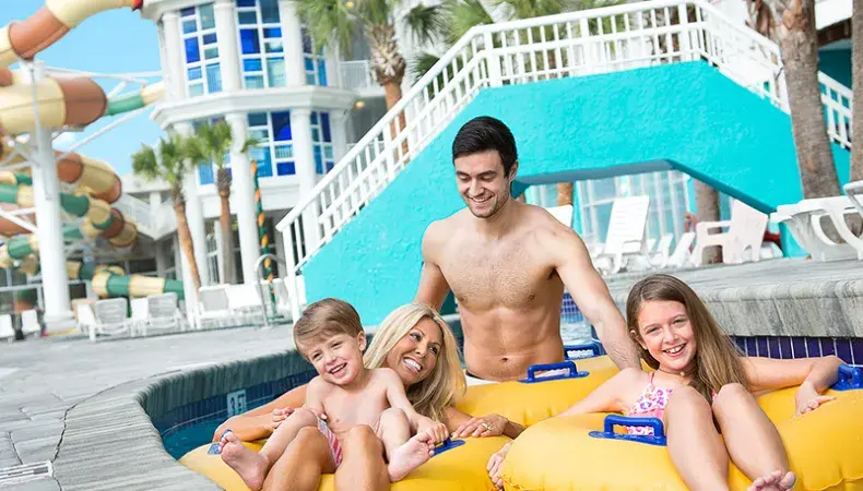 Crown Reef Beach Resort and Waterpark Photo 4