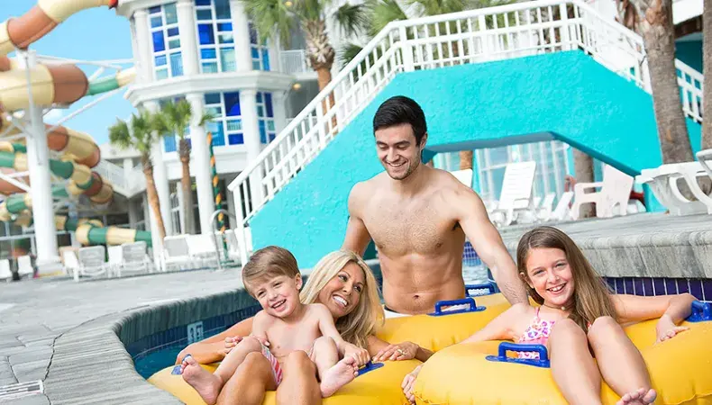 Crown Reef Beach Resort and Waterpark Photo 4