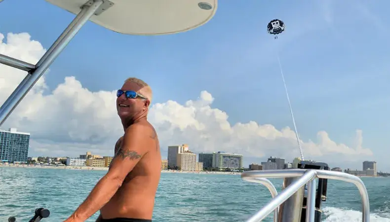 Downwind Sails Parasail Photo 2