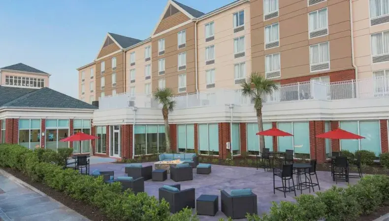 Hilton Garden Inn Myrtle Beach at Coastal Grand Mall Photo