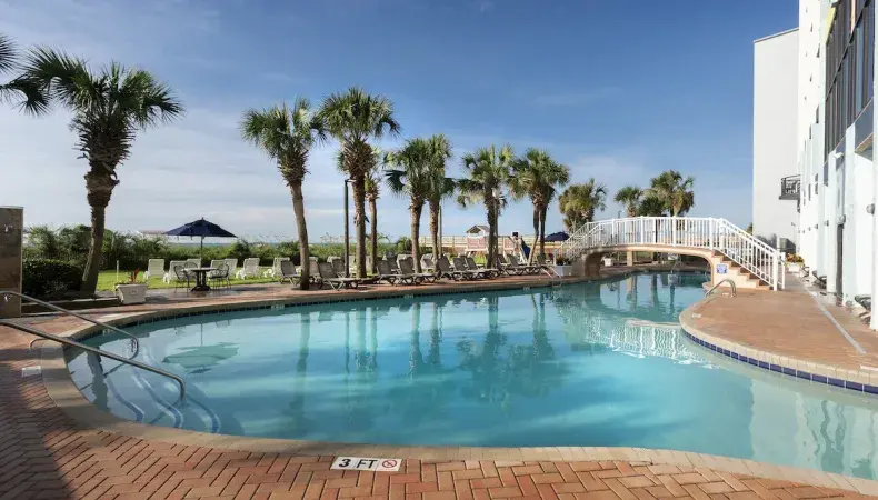 Monterey Bay Suites Photo 4