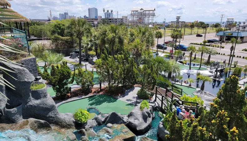 Mt. Atlanticus Minotaur Golf Photo 2