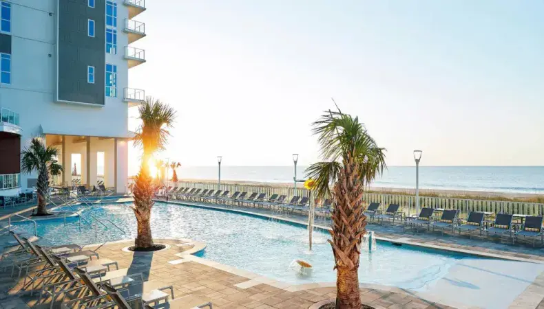 Hilton Grand Vacations Club Ocean Enclave Myrtle Beach Photo 4