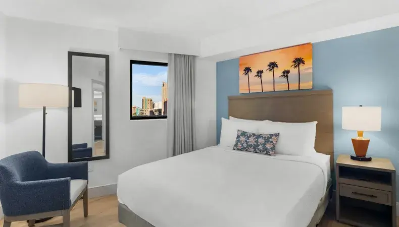 Ocean Reef Resort - South Tower Three Bedroom Deluxe Condo - Bedroom Photo 9