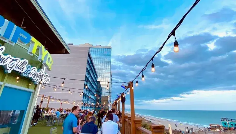 RipTydz Oceanfront Grille & Rooftop Bar Photo 2