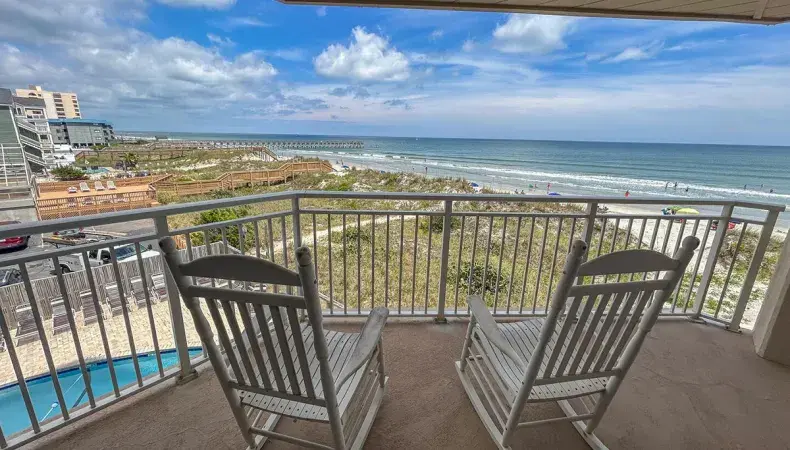 Seaside Vacations Photo 3