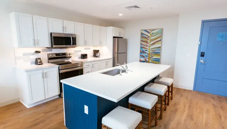 Standard Kitchen  Photo 13