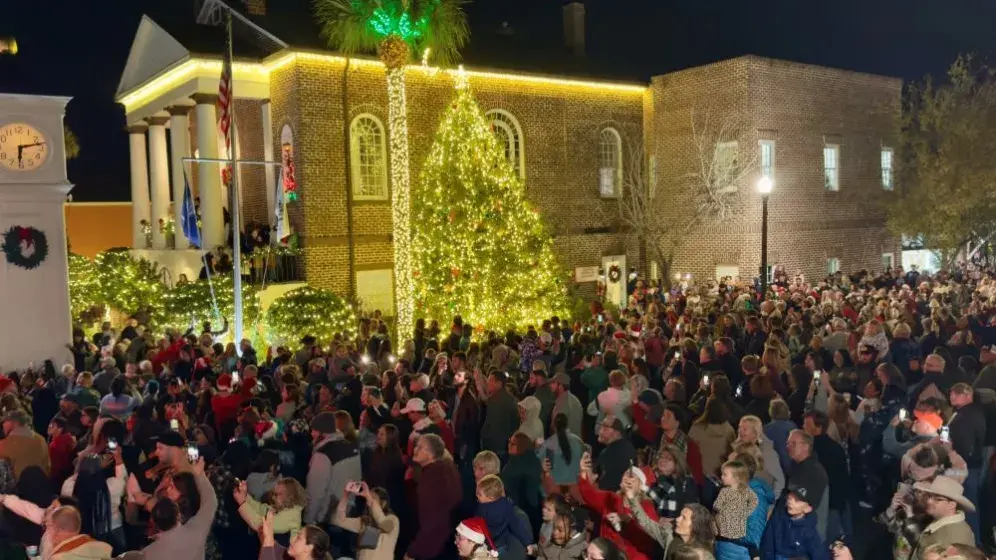 City of Conway Christmas Tree Lighting Photo