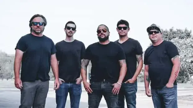 Julio and the Saltines Photo