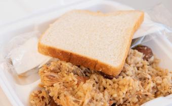 Chicken Bog plate at Loris Bog Off