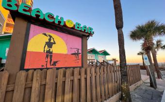 McAdoos Beach Bar