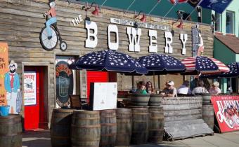 The Bowery - 10% Off Souvenirs Photo