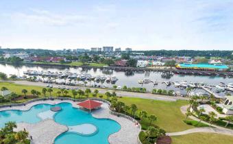 Stay 4 Nights and Save 20% – Book Your Beach Escape Today! Photo