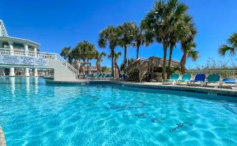 Crown Reef Beach Resort and Waterpark Photo 6