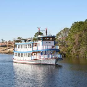 Barefoot Queen Riverboat