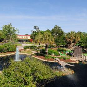 Jurassic Golf water feature