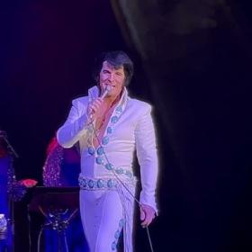 Jay Dupuis - Ultimate Elvis Photo