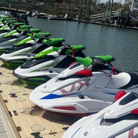 Crazy Sister Watersports & Boat Rentals Photo