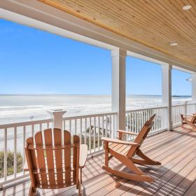 Elliott Beach Rentals Photo