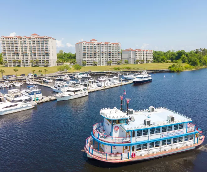 Barefoot Queen Riverboat in North Myrtle Beach