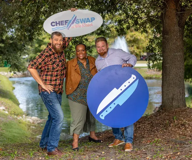 Chef Swap 2nd Season Judges with signs