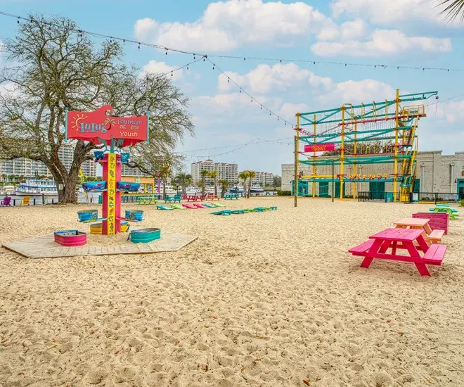 LuLu's North Myrtle Beach outside play area
