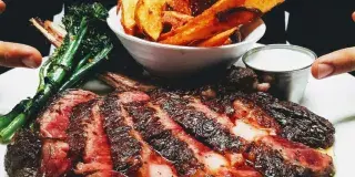 Perrone's Restaurant and Bar Photo