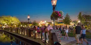 Barefoot Landing Photo