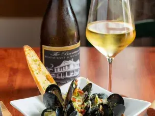 Brentwood Restaurant Wine &amp; Scallops