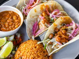 Sol Y Luna Mexican Latin Tacos