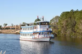 Barefoot Queen Riverboat