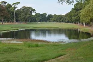 Arcadian Shores Golf Club course with water feature in foreground