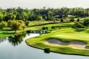 Fazio Course with green, sand trap and lake