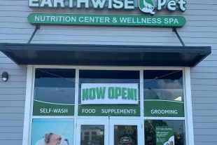 Earthwise Pet storefront Now Open