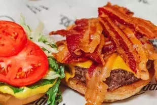 Bacon Cheeseburger